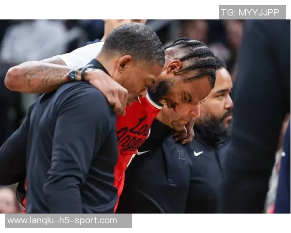 游艇变破船快船常规首发受重创比尔缺阵小琼斯伤停六周小卡状态成疑 游艇变破船快船常规首发受重创比尔缺阵小琼斯伤停六周小卡状态成疑