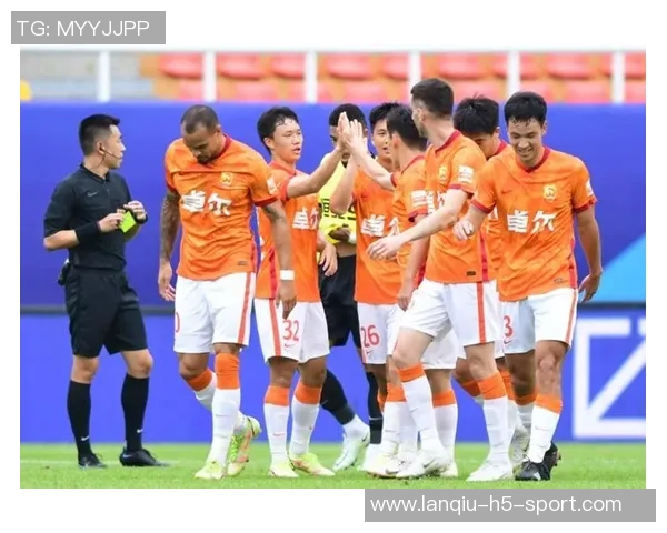 韦尔全场表现惊艳砍下20分16板2断8前场板助力球队取得胜利 韦尔全场表现惊艳砍下20分16板2断8前场板助力球队取得胜利